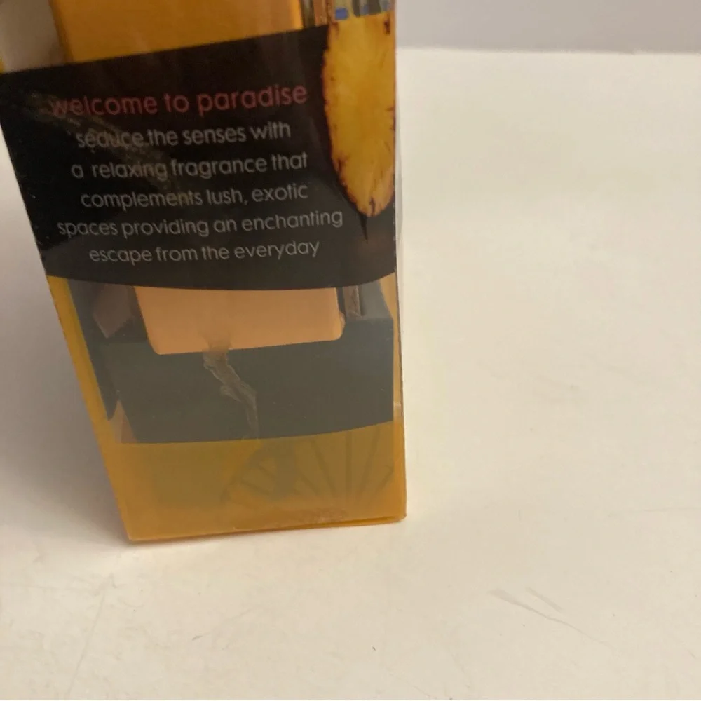 Glade Expressions Oil Diffuser Starter Kit Pineapple Mangosteen Bamboo Holder